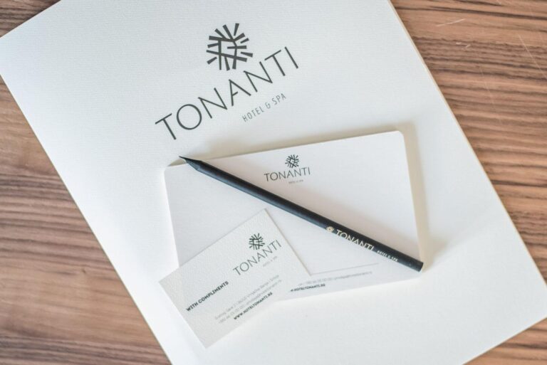Hotel Tonanti-tg4